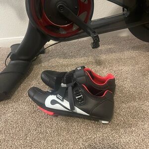 Peloton cycling shoes